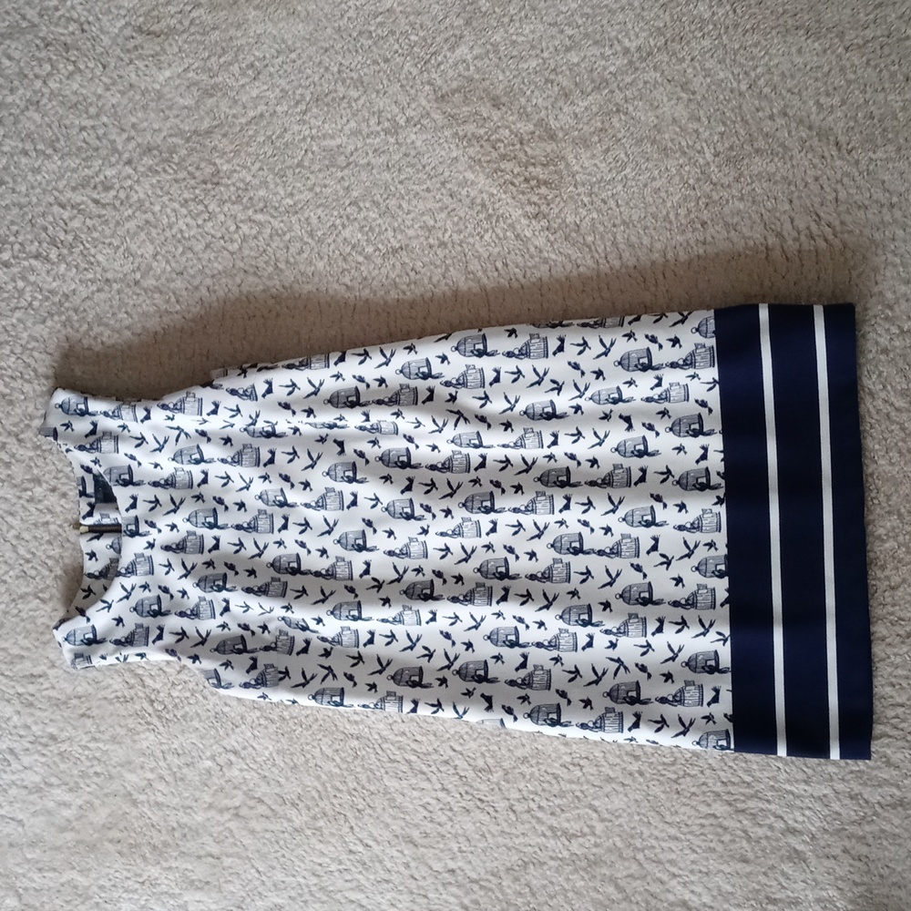 Short sleeve dress